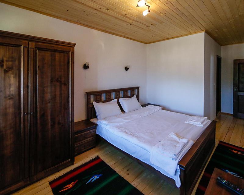 Калпаците - Kalpacite Guest Houses Skrebatno Exterior foto